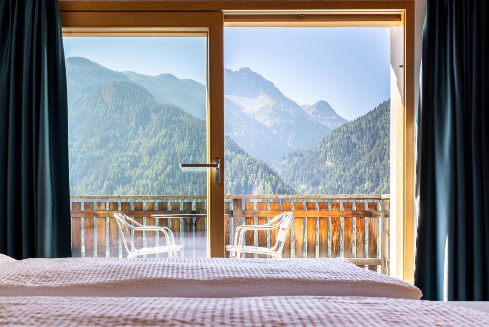 Schorta'S Alvetern - Boutique Hotel & Restaurant Ardez Luaran gambar